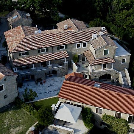 L'Abbraccio Della Quercia Lejlighed Momjan Eksteriør billede